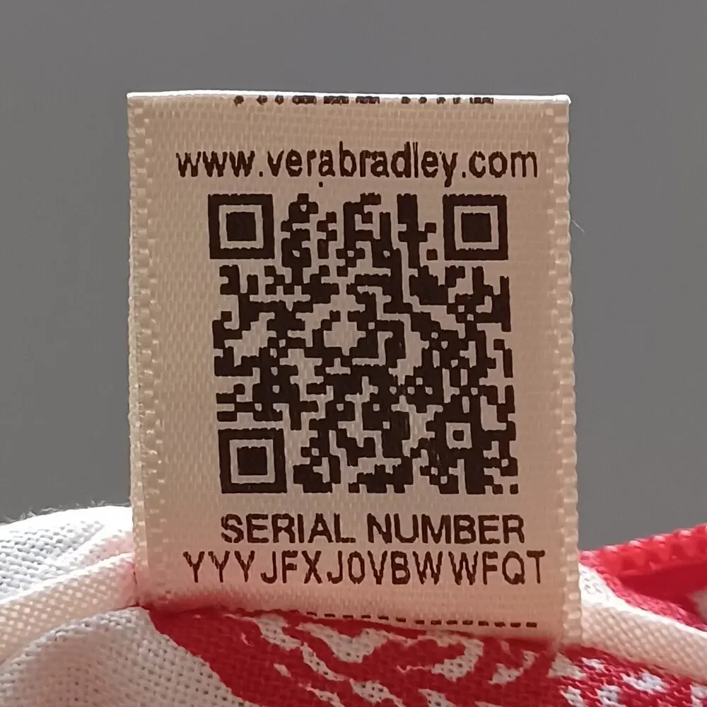 Vera Bradley NWT Red Quilted Bow Mosaic Zip Wristlet Recycled Cotton Wallet - Picture 5 of 8